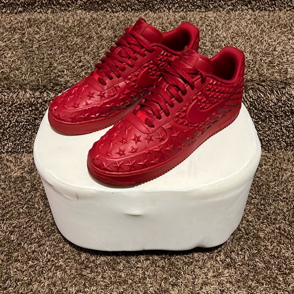Air Force 1 Low ‘07 LV8 VT  ‘Independence Day’